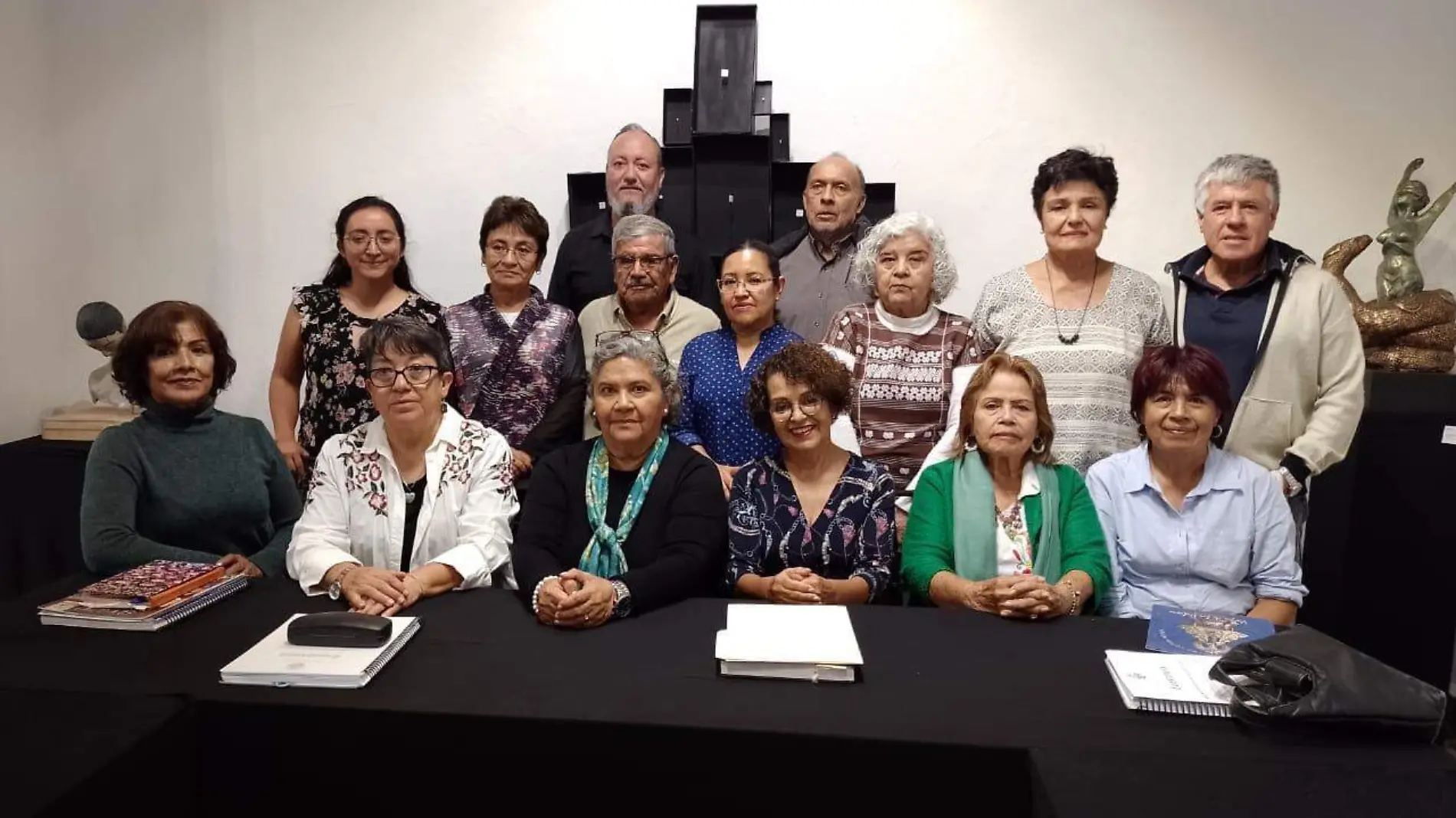 FOTO PRINCIPAL SJR Integrantes del grupo de lectura